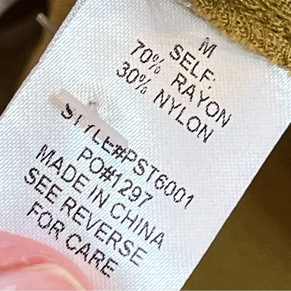 POLAGRAM blouse shirt top size Medium yellow/green embroidered flower design - Picture 7 of 7